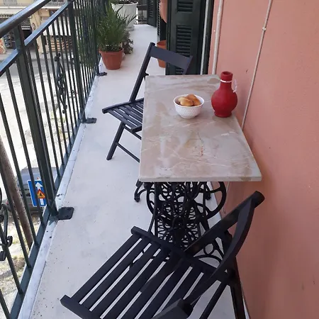 Apartment Georgia's Corfu (city)