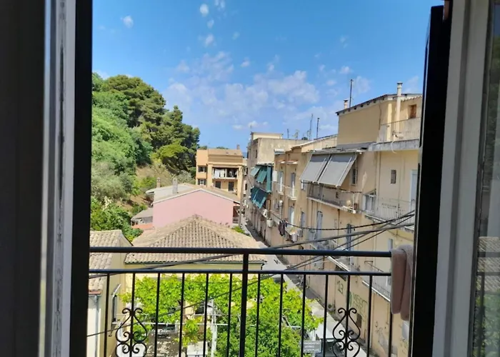 Georgia's Corfu Town Apartament Corfu (city)