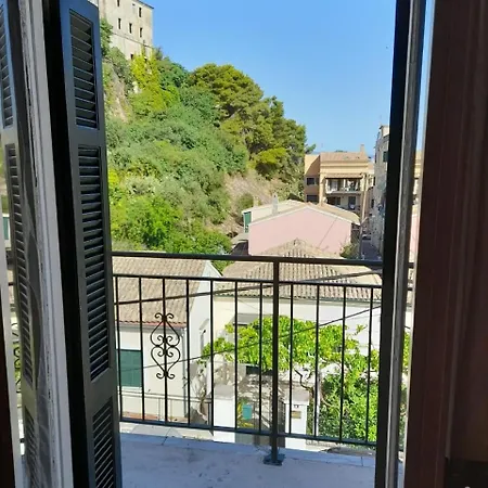 Georgia's Corfu Town Apartamento *